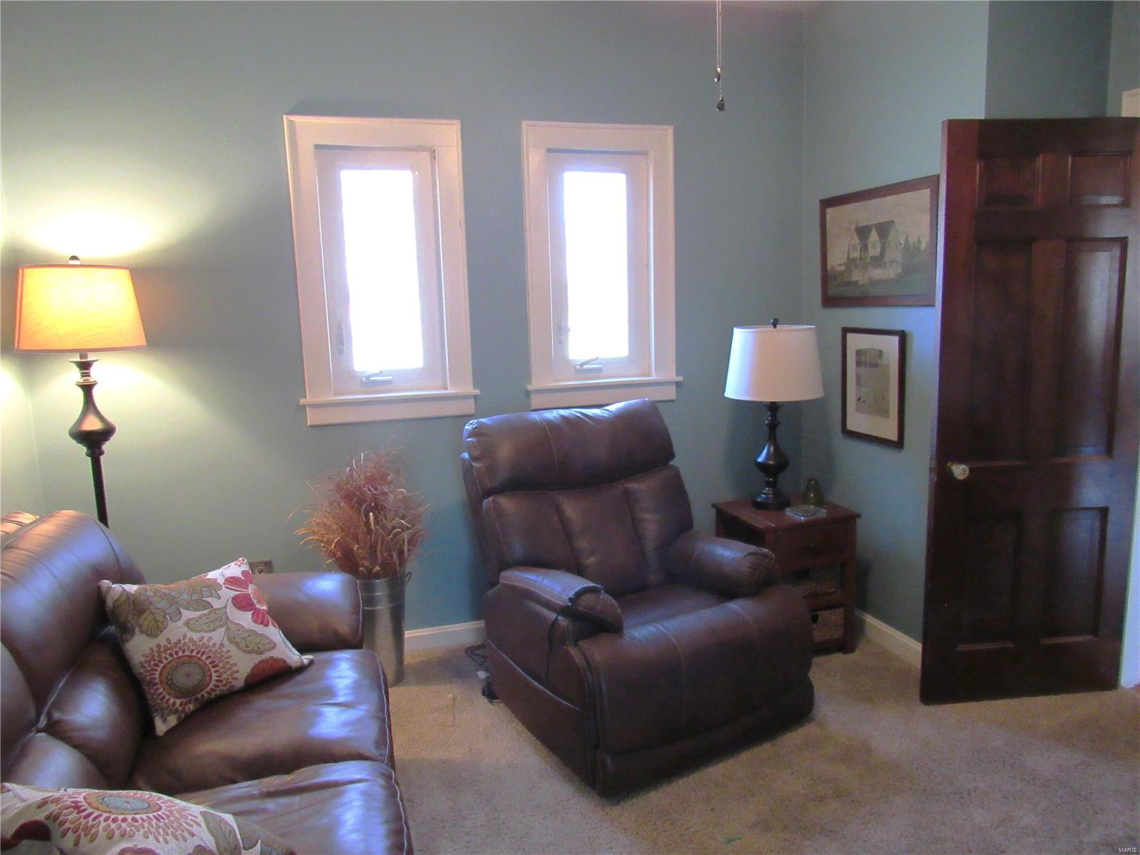 5 Forest Drive Alton, IL 62002 - Photo 13 of 29