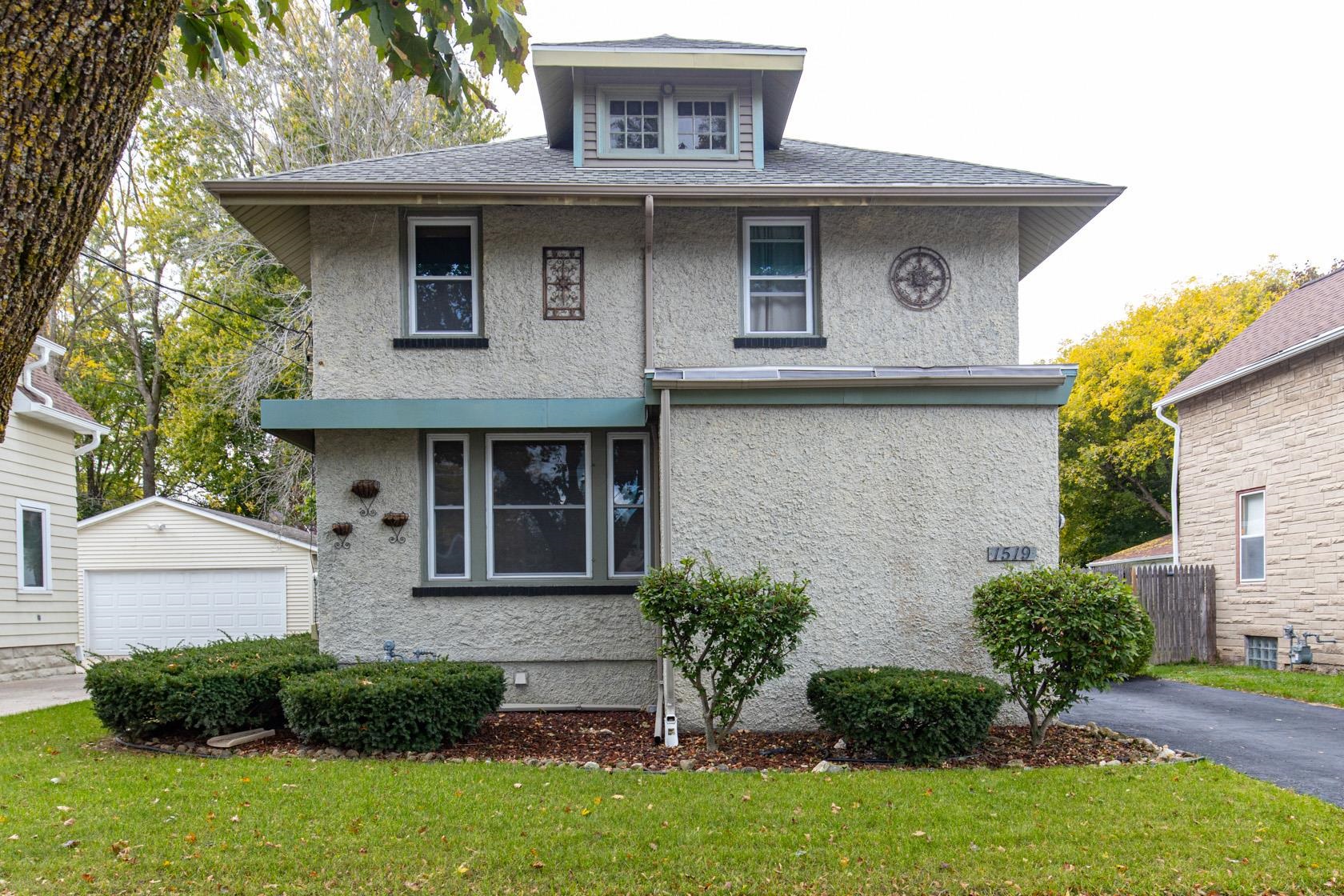 1519 North Oneida Street Appleton, WI 54911 - Photo 1 of 1 Gallery Image 1