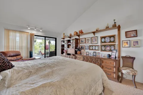 $822,000 | 15753 Via Calanova, San Diego, CA 92128