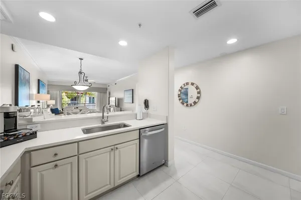 $799,000 | 221 9th Street South, Unit 313, Naples, FL 34102