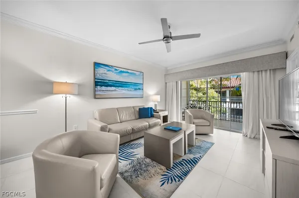 $799,000 | 221 9th Street South, Unit 313, Naples, FL 34102