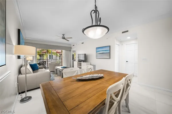 $799,000 | 221 9th Street South, Unit 313, Naples, FL 34102