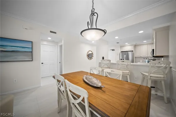 $799,000 | 221 9th Street South, Unit 313, Naples, FL 34102