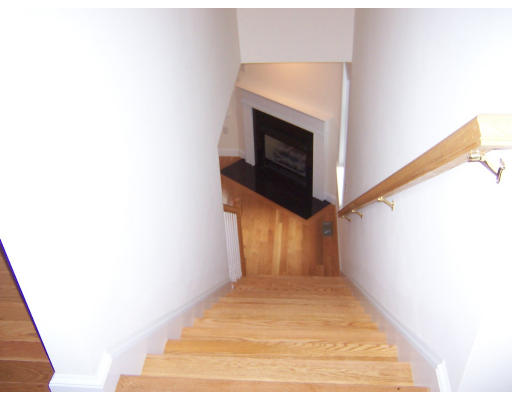 443 Waverly Road, Unit 1 North Andover, MA 01845 - Photo 7 of 8 Gallery Image 7