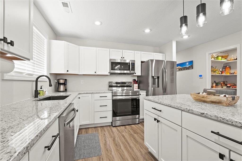 124 East Pacific Avenue Osawatomie, KS 66064 - Photo 10 of 19