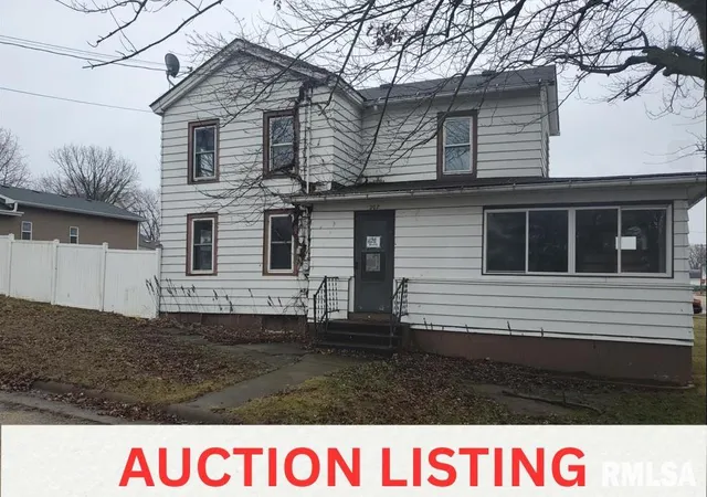 $1 | 207 Madison Street, Sabula, IA 52070
