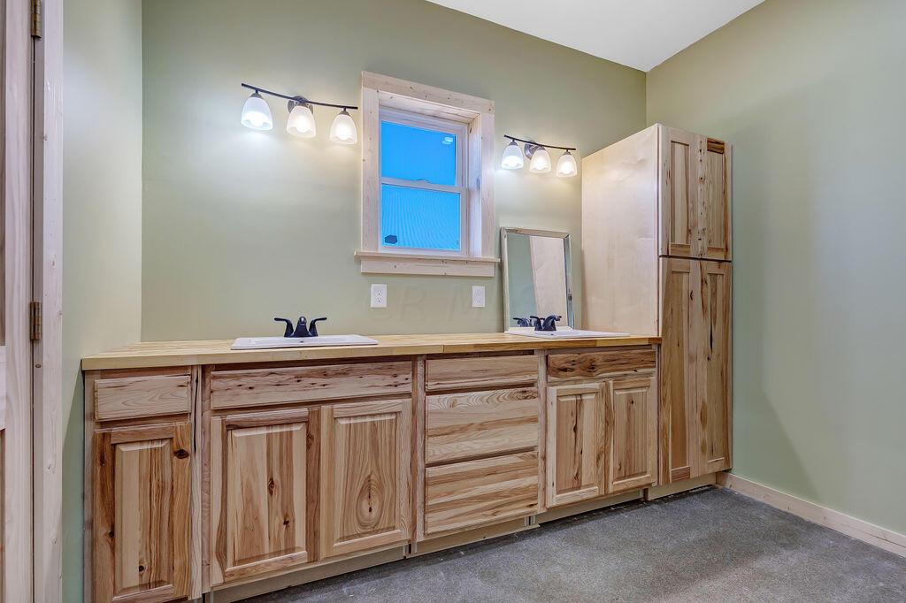 4550 Marietta Road Southwest Junction City, OH 43748 - Photo 23 of 45 Primary Suite Bathroom