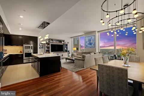 $1,395,000 | 1414 South Penn Square, Unit 40D, Philadelphia, PA 19102