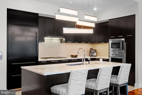 $1,395,000 | 1414 South Penn Square, Unit 40D, Philadelphia, PA 19102