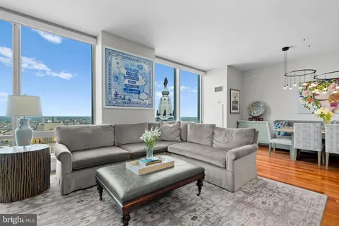 $1,395,000 | 1414 South Penn Square, Unit 40D, Philadelphia, PA 19102
