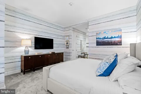 $1,395,000 | 1414 South Penn Square, Unit 40D, Philadelphia, PA 19102