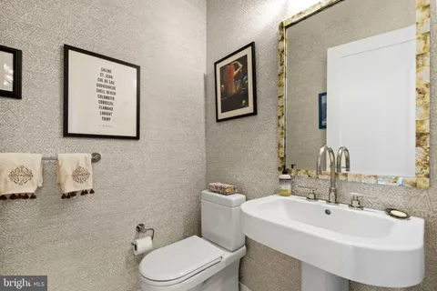 $1,395,000 | 1414 South Penn Square, Unit 40D, Philadelphia, PA 19102