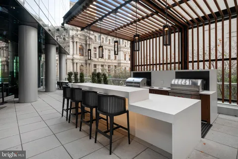 $1,395,000 | 1414 South Penn Square, Unit 40D, Philadelphia, PA 19102