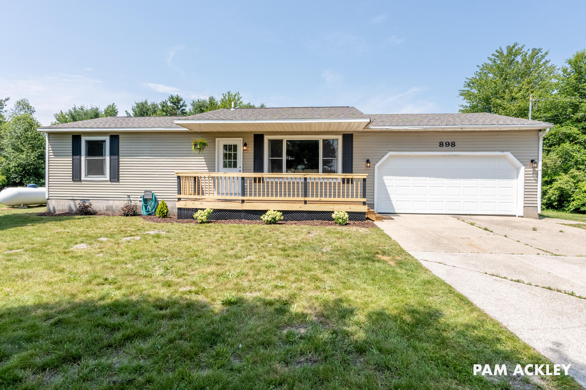 898 East Riley-Thompson Road Muskegon, MI 49445 - Photo 2 of 50 Riley Thompson Road