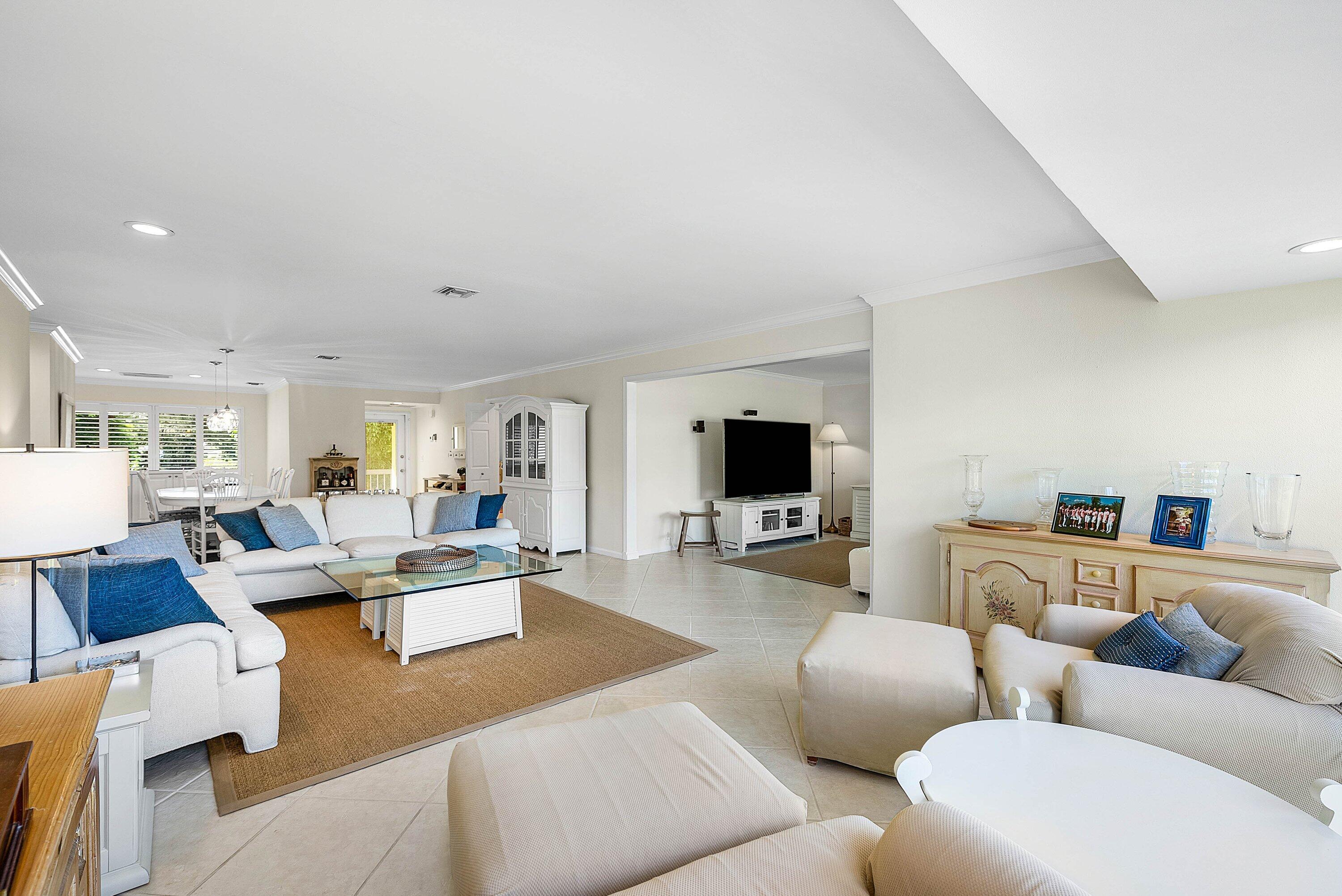 3641 North Quail Ridge Drive, Unit BOBWHITE A Boynton Beach, FL 33436 - Photo 11 of 57 Interior living area