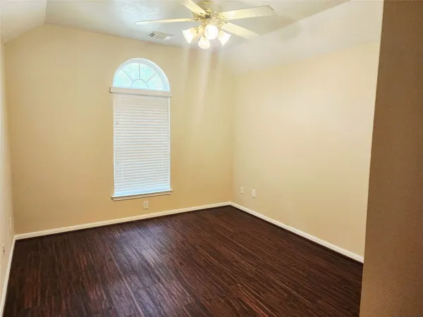 $2,550 | 11306 Palm Bay Street, Pearland, TX 77584