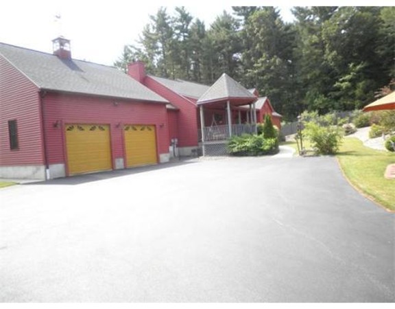 444 Cooper Road Northbridge, MA 01534 - Photo 3 of 30