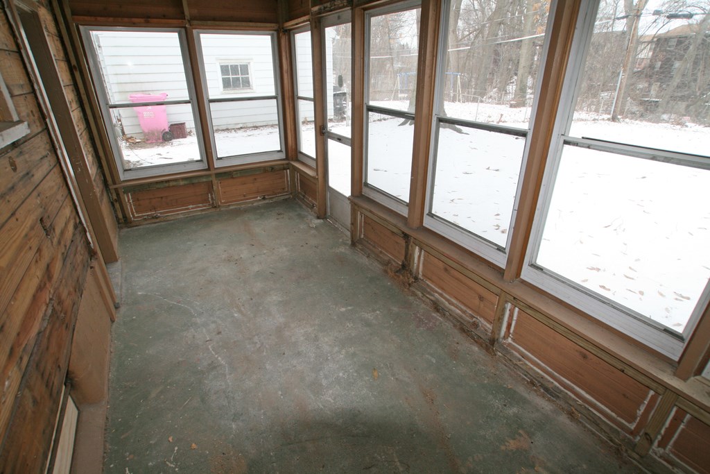 283 Forgham Road Greece, NY 14616 - Photo 11 of 12