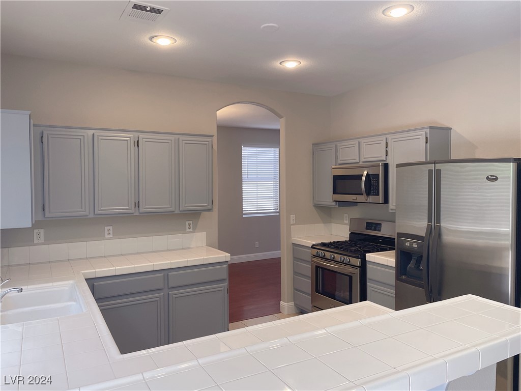 1900 Thunder Ridge Circle Henderson, NV 89012 - Photo 7 of 24