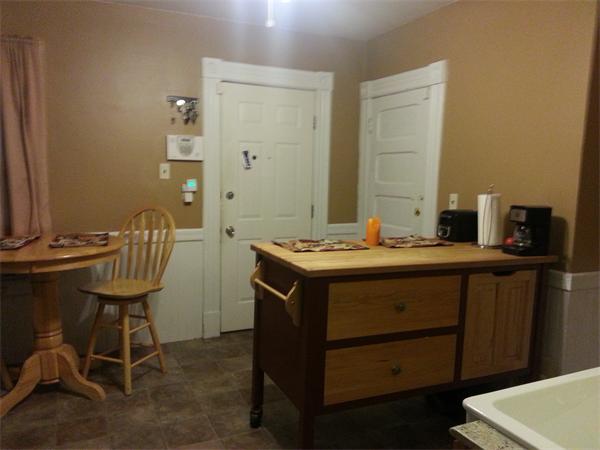 20-22 Vinton Street Springfield, MA 01104 - Photo 6 of 21 Gallery Image 6