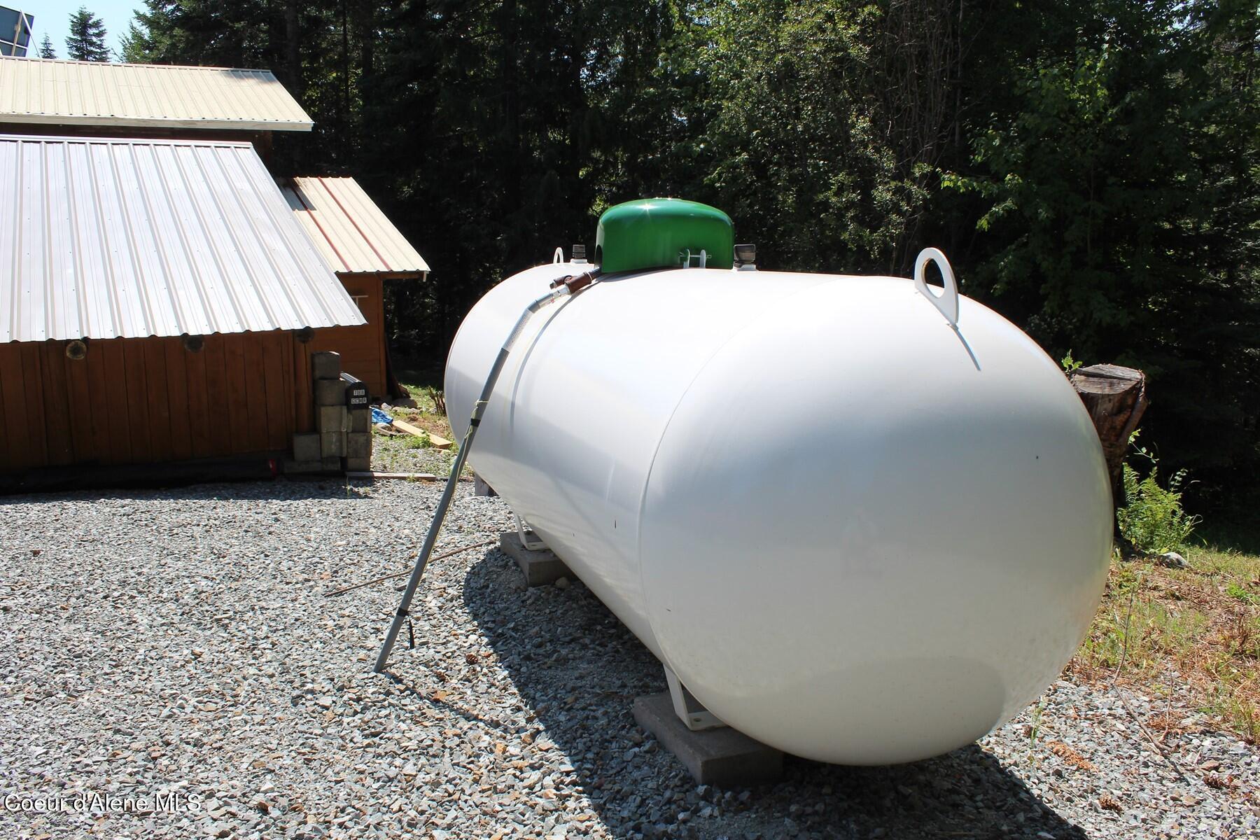 788 Gold Cup Mountain Road Laclede, ID 83841 - Photo 28 of 64 Propane Tank