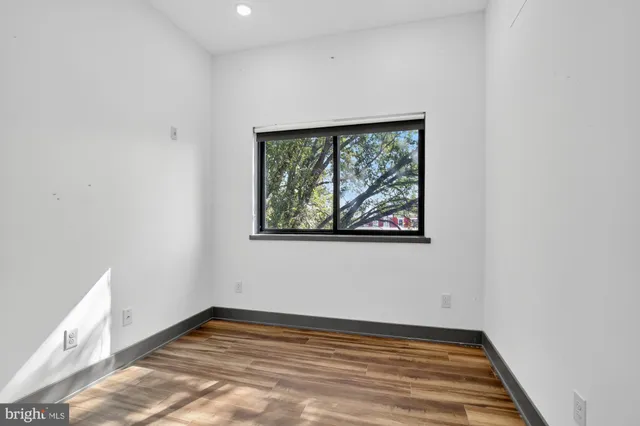 $995 | 1935 East Hazzard Street, Unit 303, Philadelphia, PA 19125