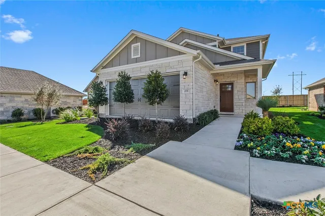 $349,900 | 275 Tailwind Drive, Kyle, TX 78640