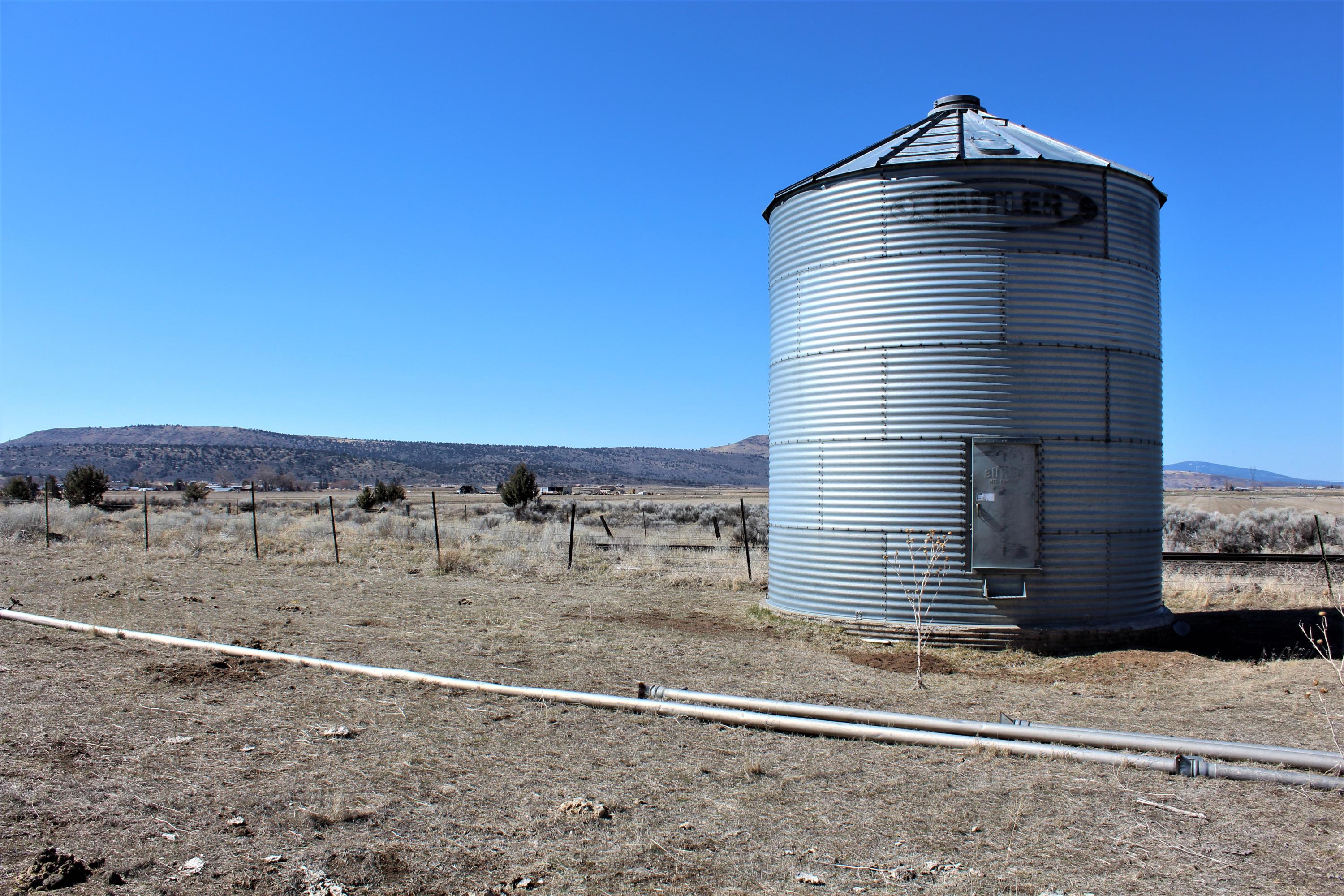 0 Hill Road Klamath Falls, OR 97603 - Photo 24 of 30 Grain Silo on South Lot
