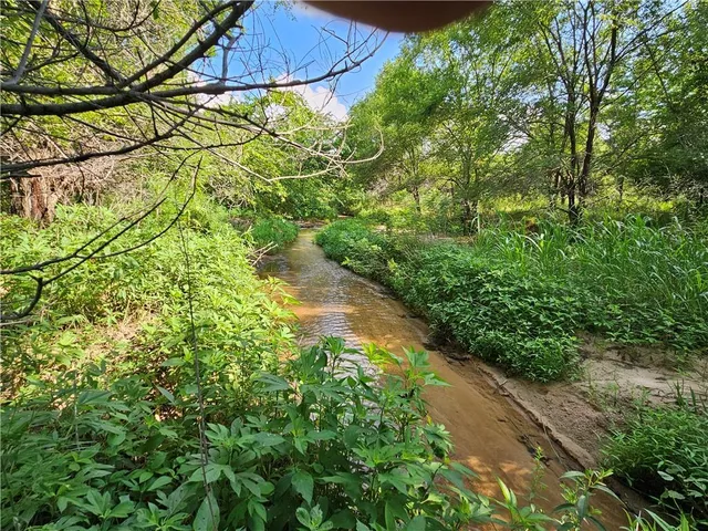 $375,000 | 697 Northwest 100 Avenue, Attica, KS 67009