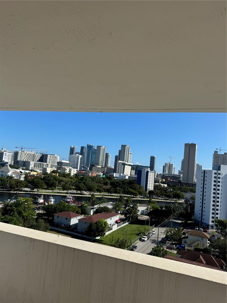 36 Northwest 6th Avenue, Unit 1106 Miami, FL 33128 - Photo 8 of 34 a view of a city