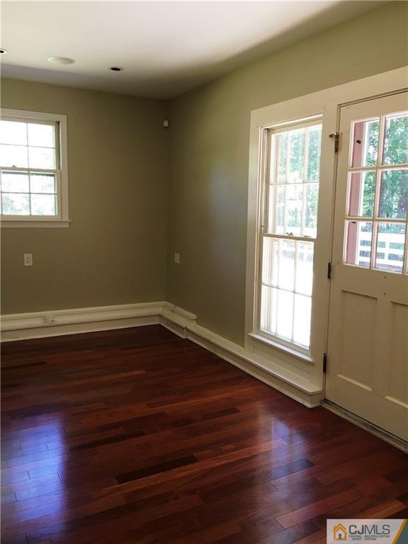 1166 Aaron Road North Brunswick, NJ 08902 - Photo 11 of 25 Gallery Image 11