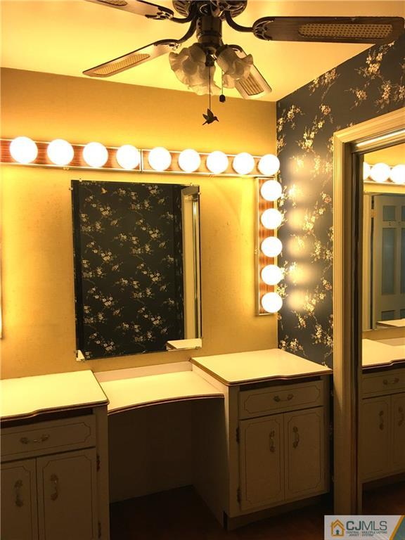 1166 Aaron Road North Brunswick, NJ 08902 - Photo 20 of 25 Gallery Image 20