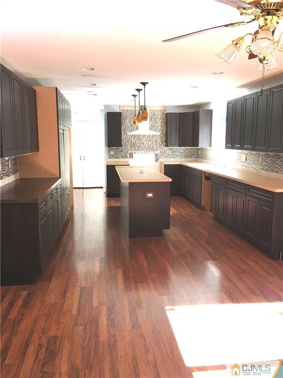 1166 Aaron Road North Brunswick, NJ 08902 - Photo 3 of 25 Gallery Image 3