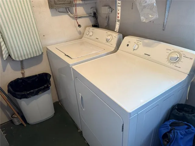 a bathroom with a tub