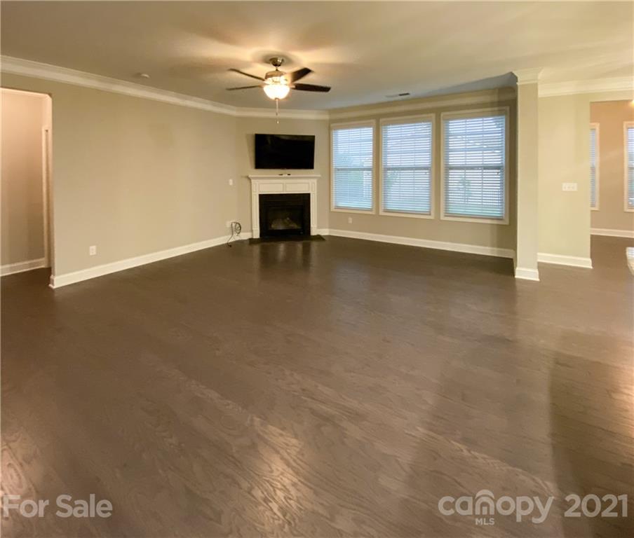 8947 Inverness Bay Road Charlotte, NC 28278 - Photo 11 of 45 Gallery Image 11
