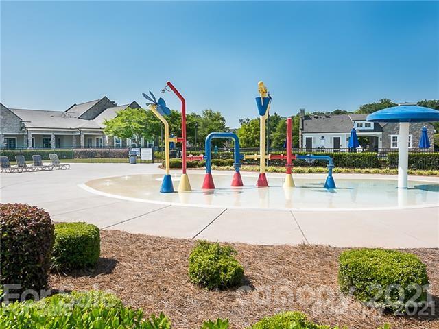 8947 Inverness Bay Road Charlotte, NC 28278 - Photo 42 of 45 Gallery Image 42