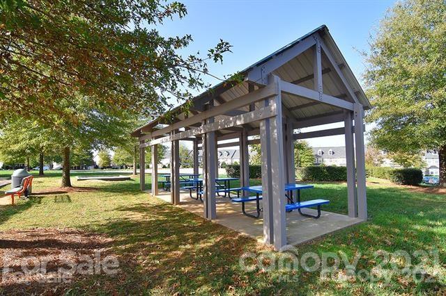 8947 Inverness Bay Road Charlotte, NC 28278 - Photo 44 of 45 Gallery Image 44