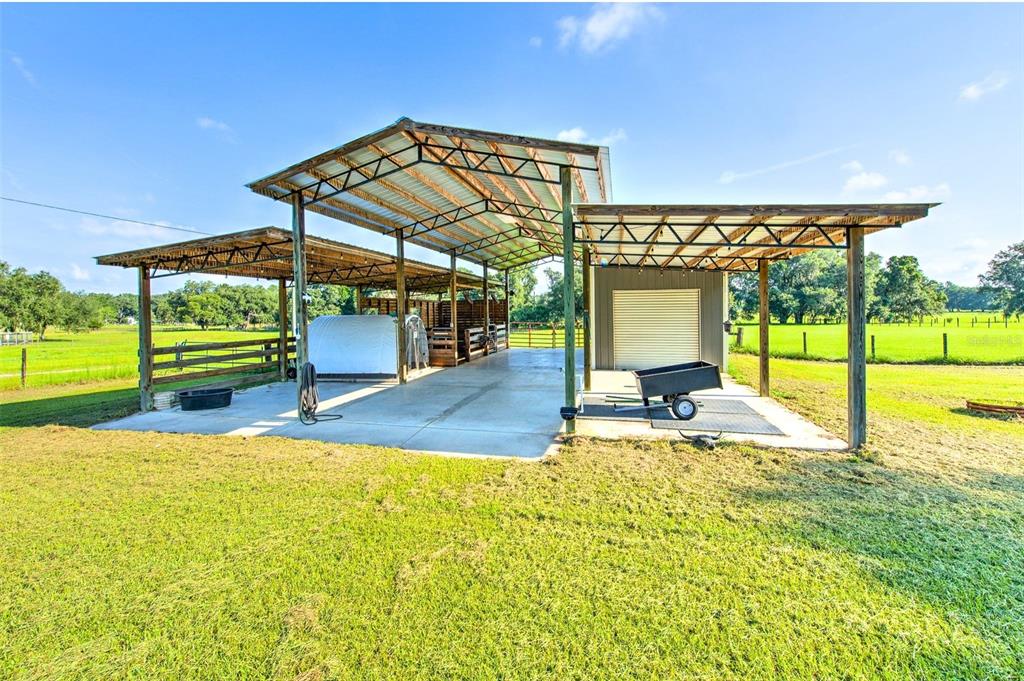 16520 Spring Valley Road Dade City, FL 33523 - Photo 3 of 38