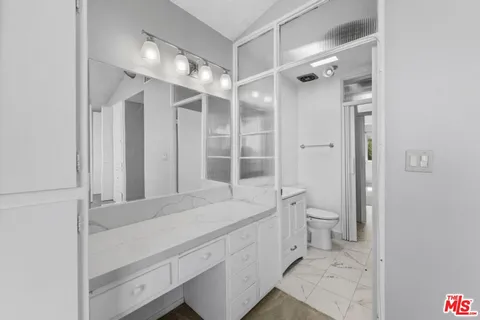 $745,000 | 4749 Don Ricardo Drive, Los Angeles, CA 90008