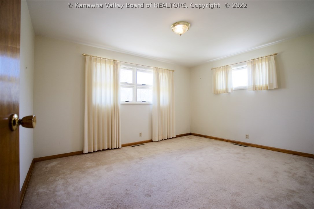 112 Mullins Road Charleston, WV 25314 - Photo 17 of 30 Gallery Image 17