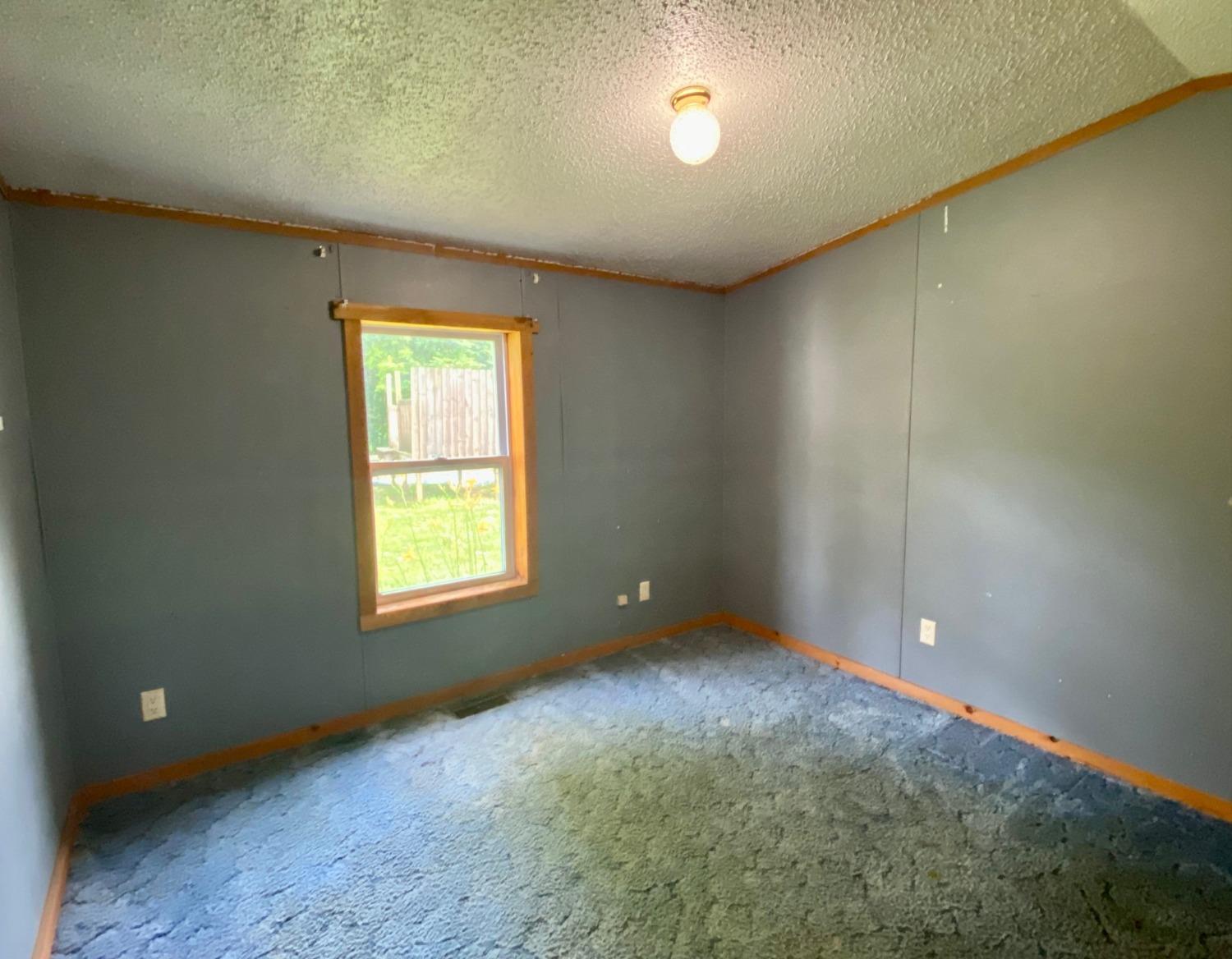 15074 Franklin Road Brookville, IN 47012 - Photo 19 of 49 Spare bedroom #2