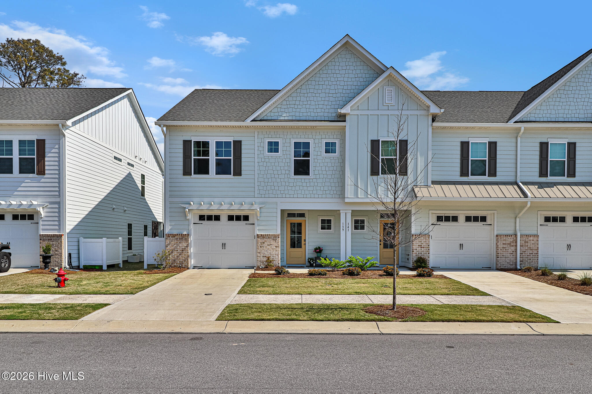 End unit townhome in BeauCoast West