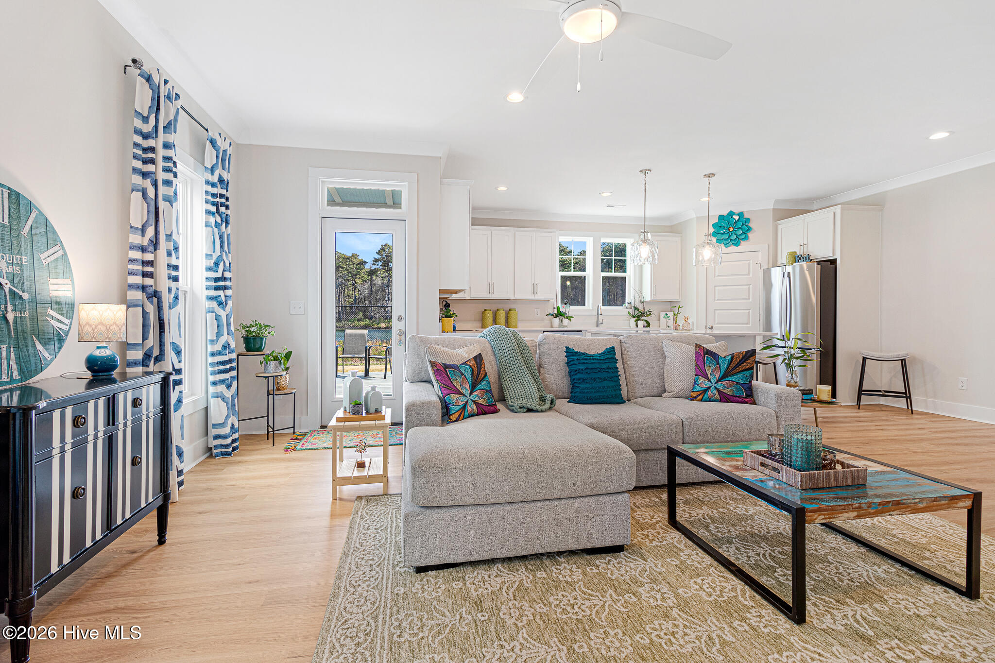 139 Freedom Park Road Beaufort, NC 28516 - Photo 15 of 52 access to back patio