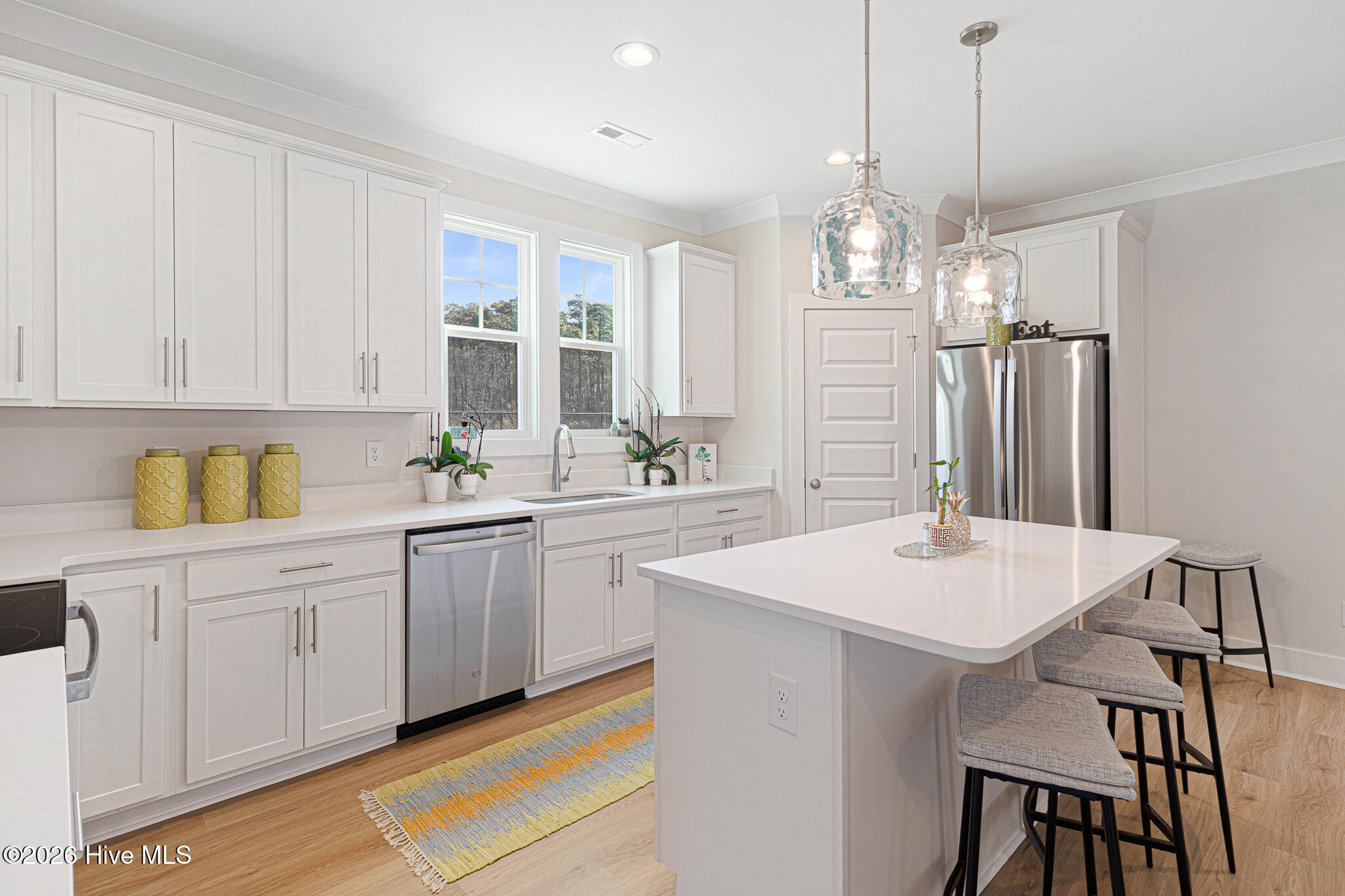 139 Freedom Park Road Beaufort, NC 28516 - Photo 16 of 52 Kitchen with quartz counters