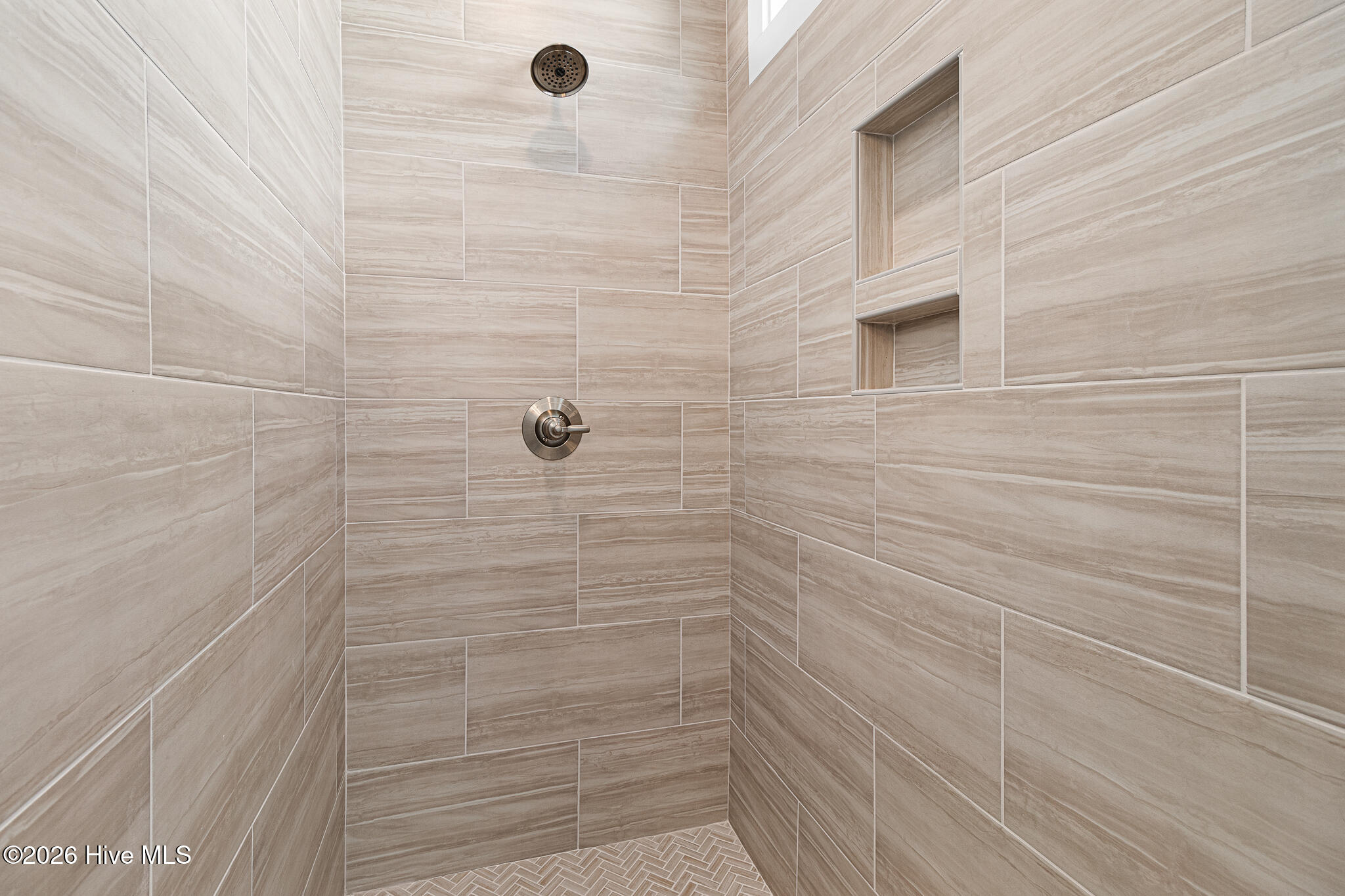 139 Freedom Park Road Beaufort, NC 28516 - Photo 22 of 52 Primary ensuite