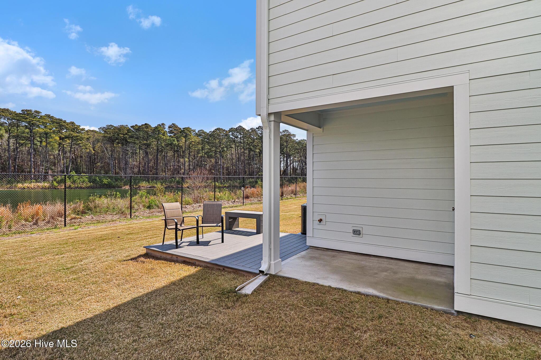 139 Freedom Park Road Beaufort, NC 28516 - Photo 34 of 52 Patio overlooking pond