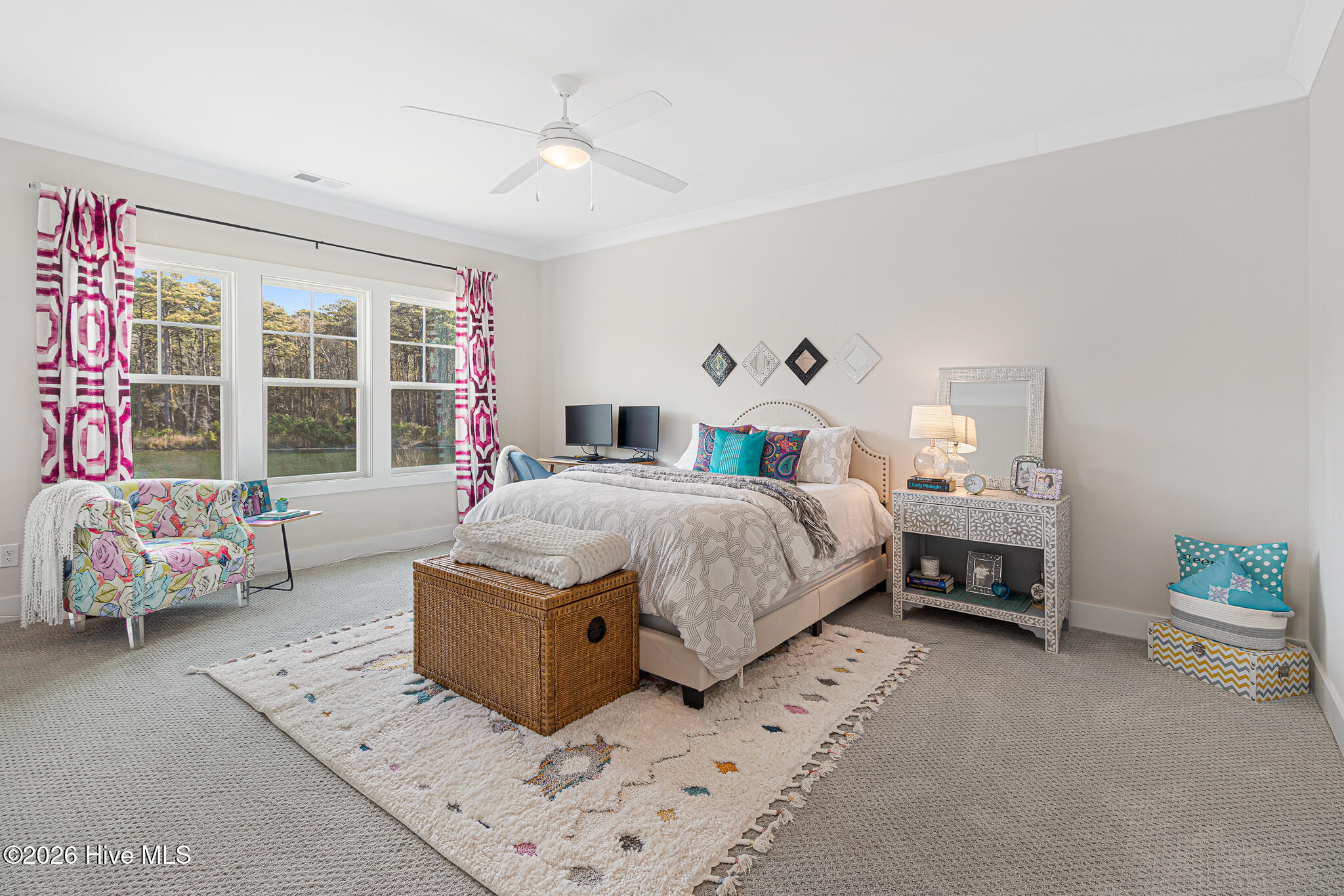 139 Freedom Park Road Beaufort, NC 28516 - Photo 6 of 52 Spacious primary suite overlooking pond