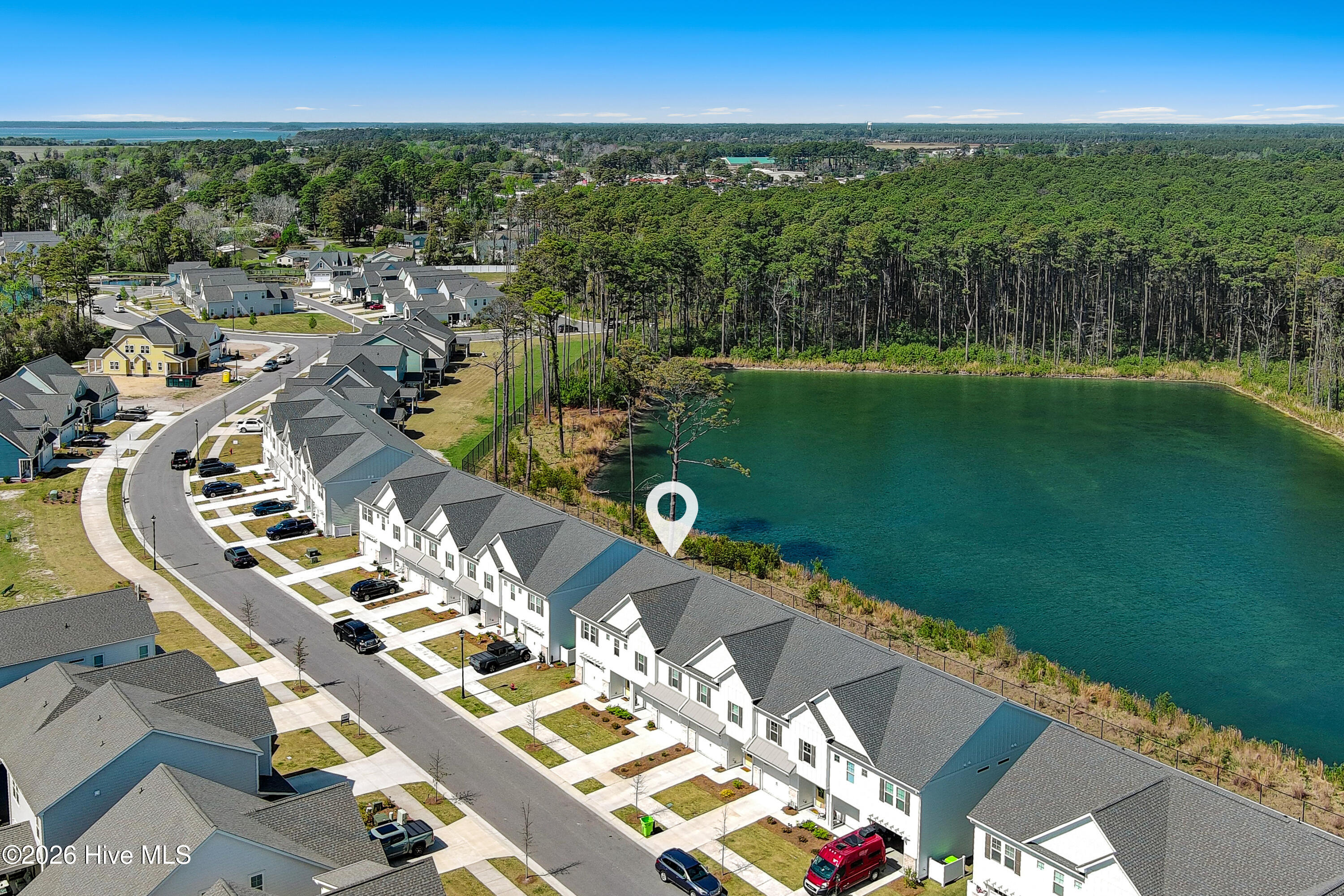 139 Freedom Park Road Beaufort, NC 28516 - Photo 10 of 52 End unit townhome in BeauCoast West