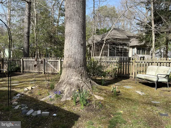 $309,900 | 720 Ocean Parkway, Ocean Pines, MD 21811