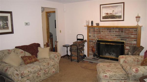 77 Walker Pond Road Sturbridge, MA 01566 - Photo 11 of 30 Gallery Image 11
